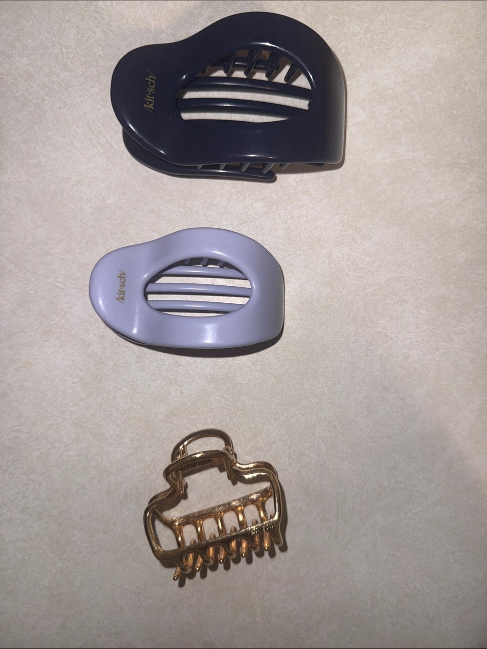 Kitsch three hair clips. Gold, Blue and Purple - Picture 5 of 7